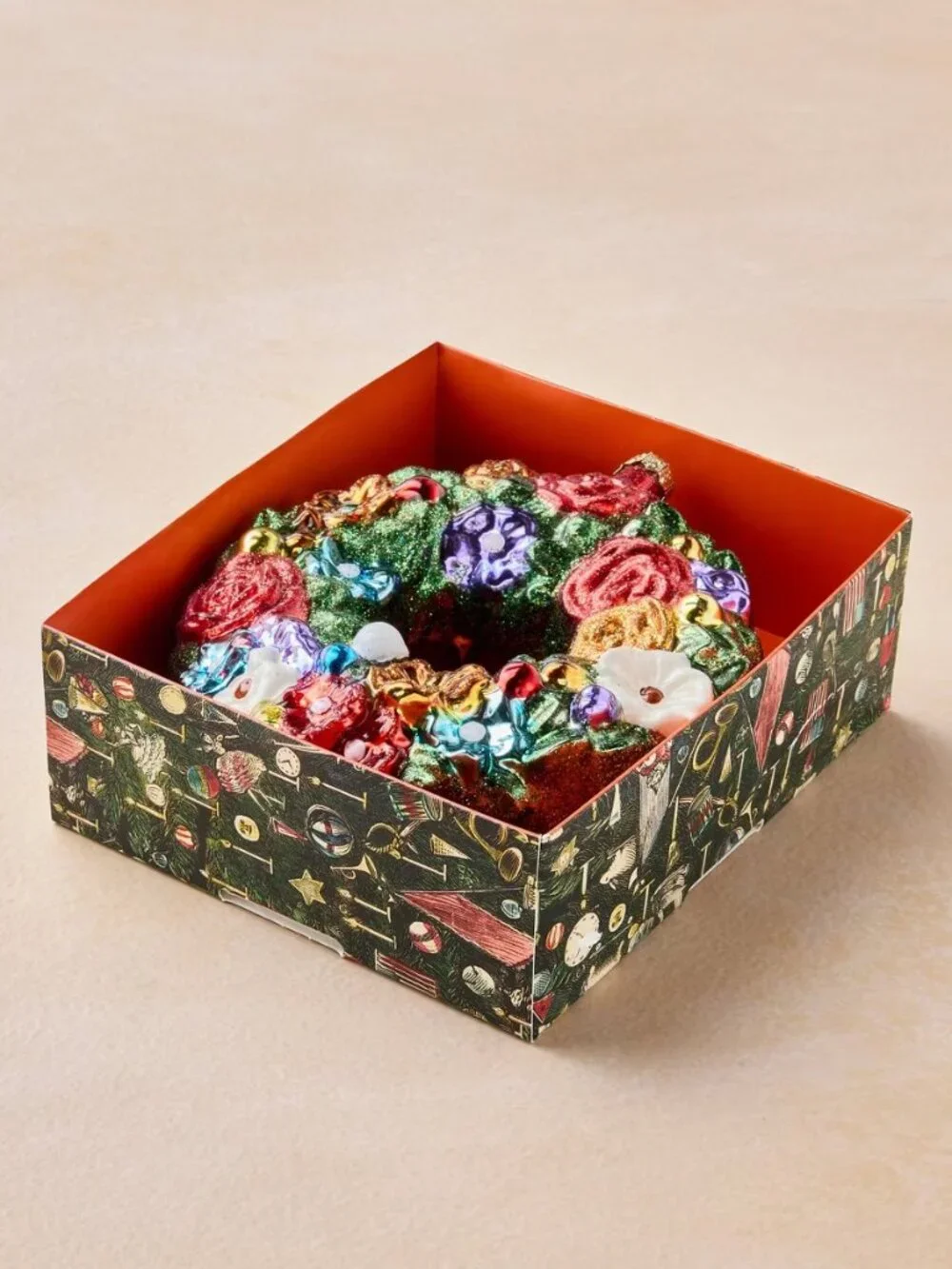 John Derian for Target Beautiful Glass Flowers Wreath Ornament NWT